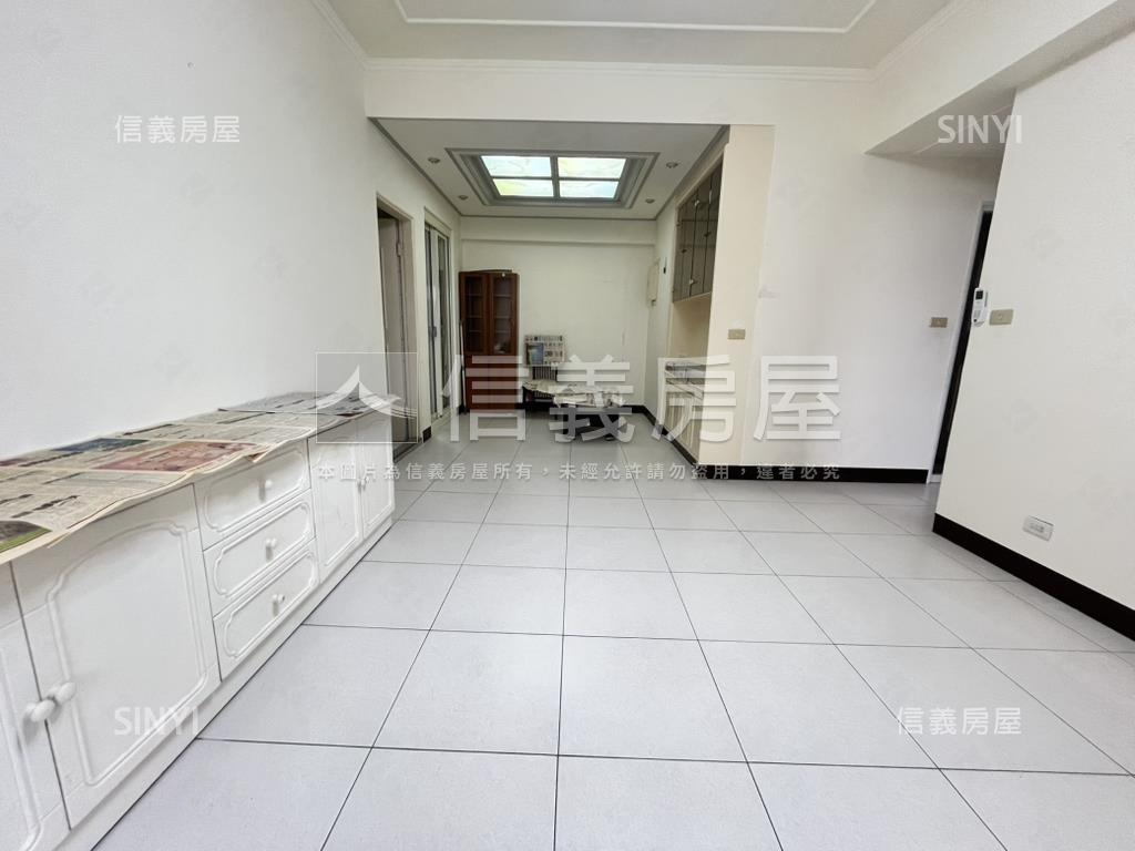 市政府商圈正三房房屋室內格局與周邊環境