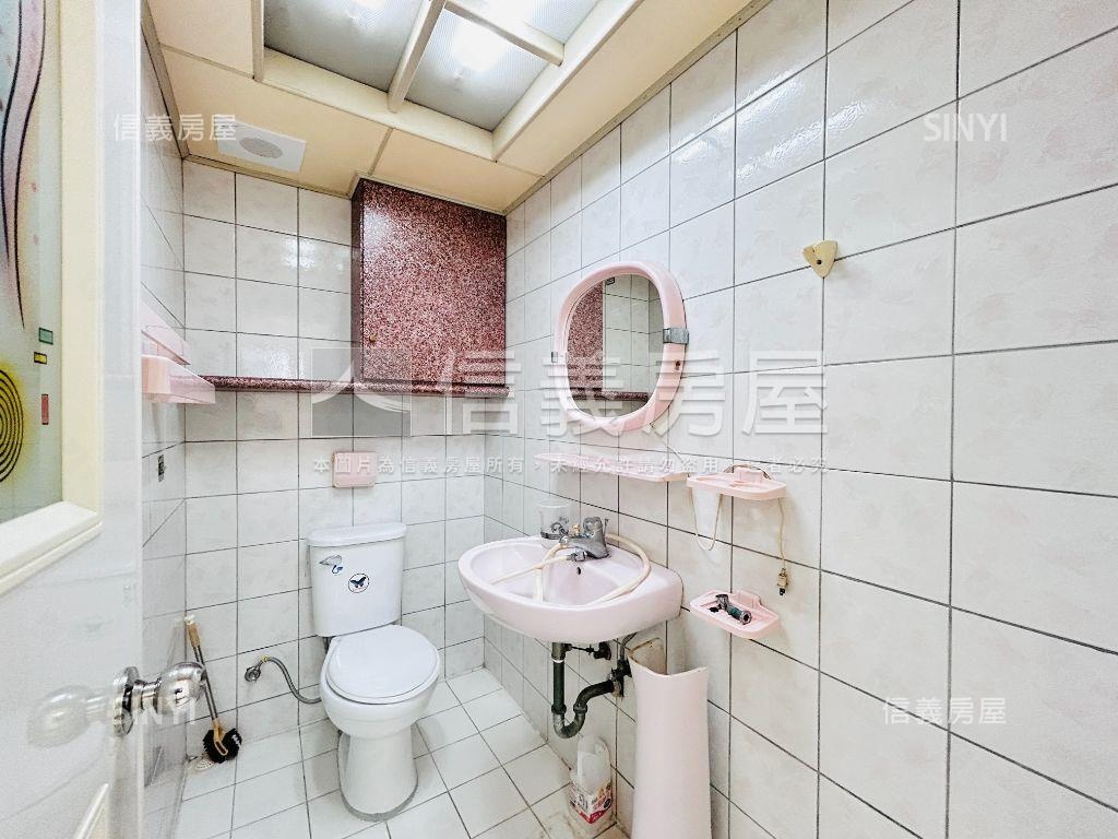 市政府商圈正三房房屋室內格局與周邊環境