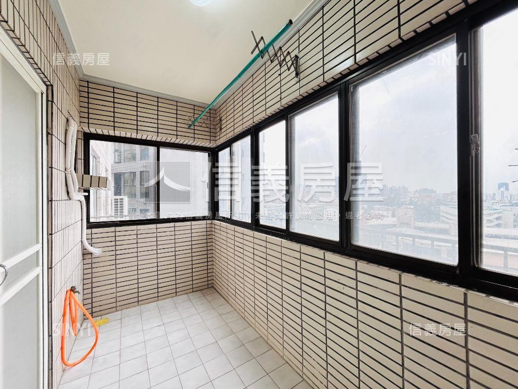 市政府商圈正三房房屋室內格局與周邊環境