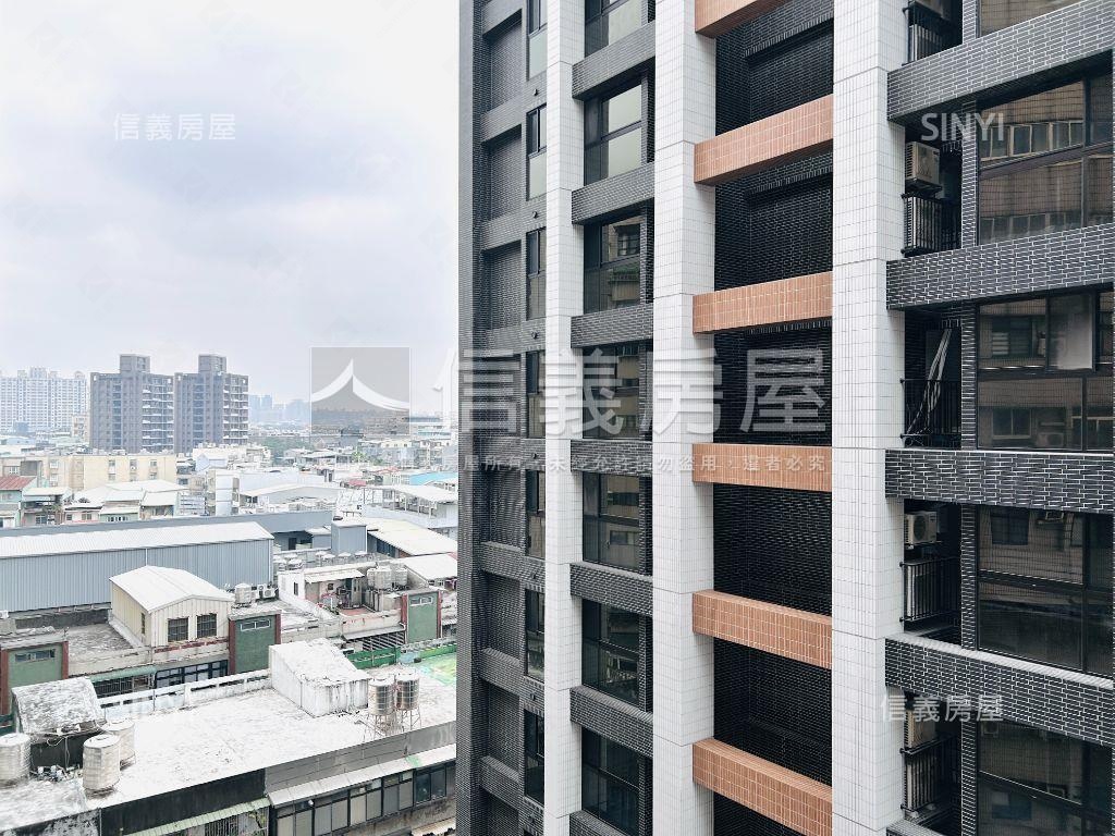 市政府商圈正三房房屋室內格局與周邊環境