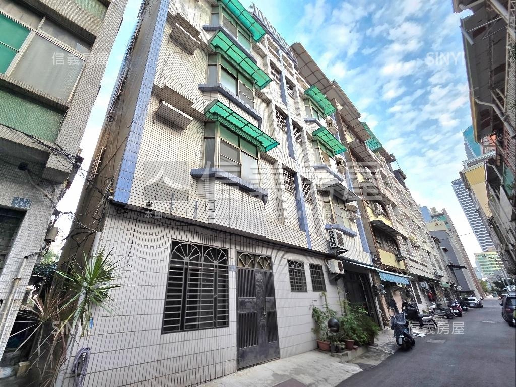 商四ＲＣ結構正四樓透天房屋室內格局與周邊環境