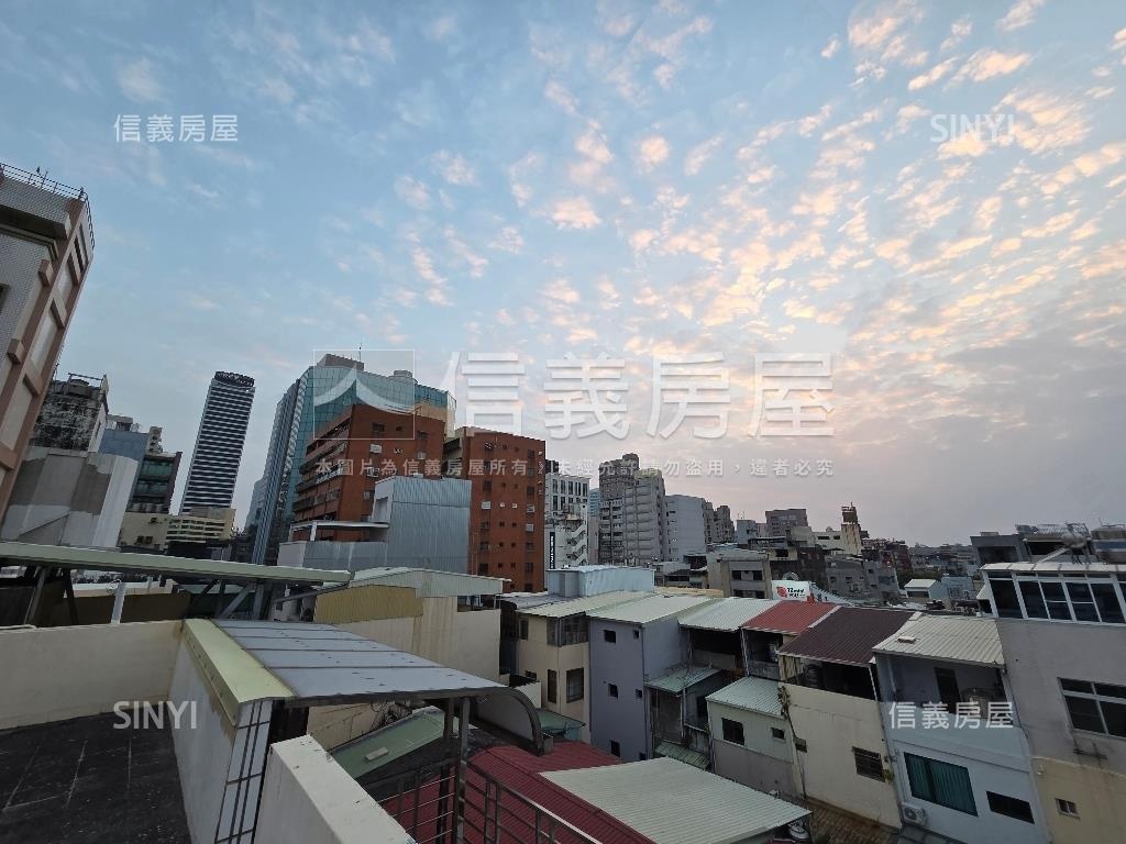 商四ＲＣ結構正四樓透天房屋室內格局與周邊環境