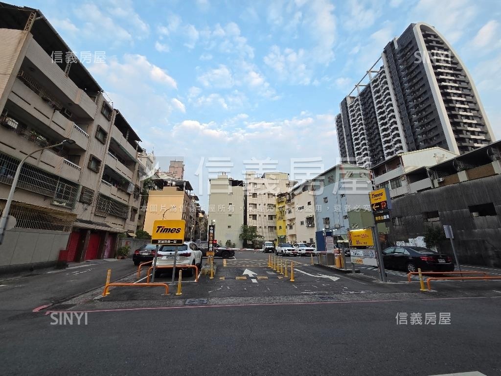 商四ＲＣ結構正四樓透天房屋室內格局與周邊環境