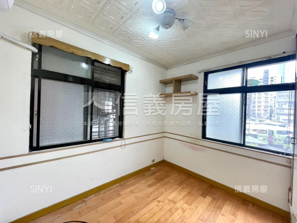 １０１景觀★獨棟公寓二樓房屋室內格局與周邊環境
