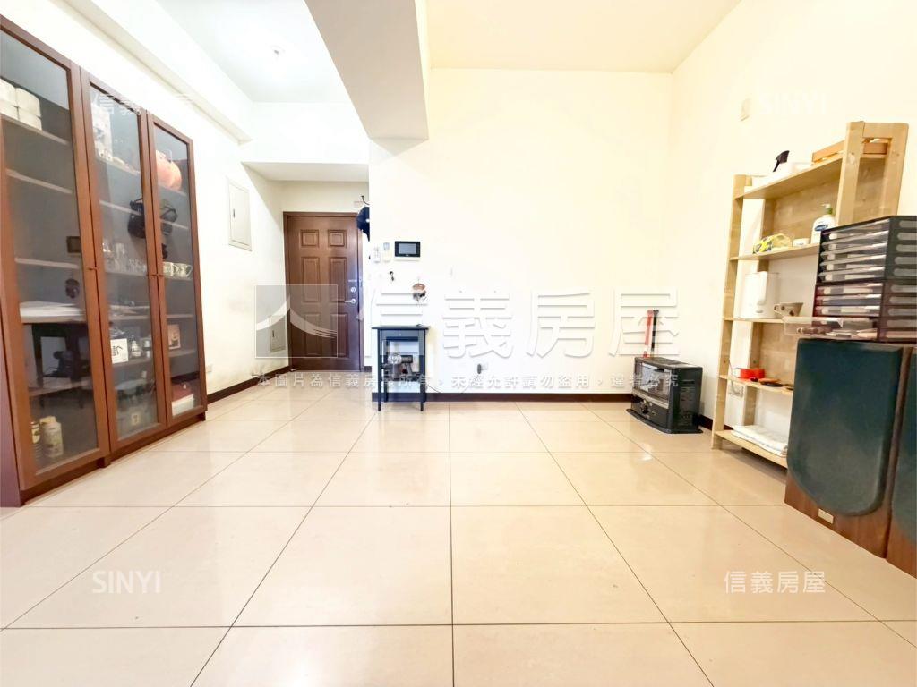 頂溪清幽３房車位房屋室內格局與周邊環境