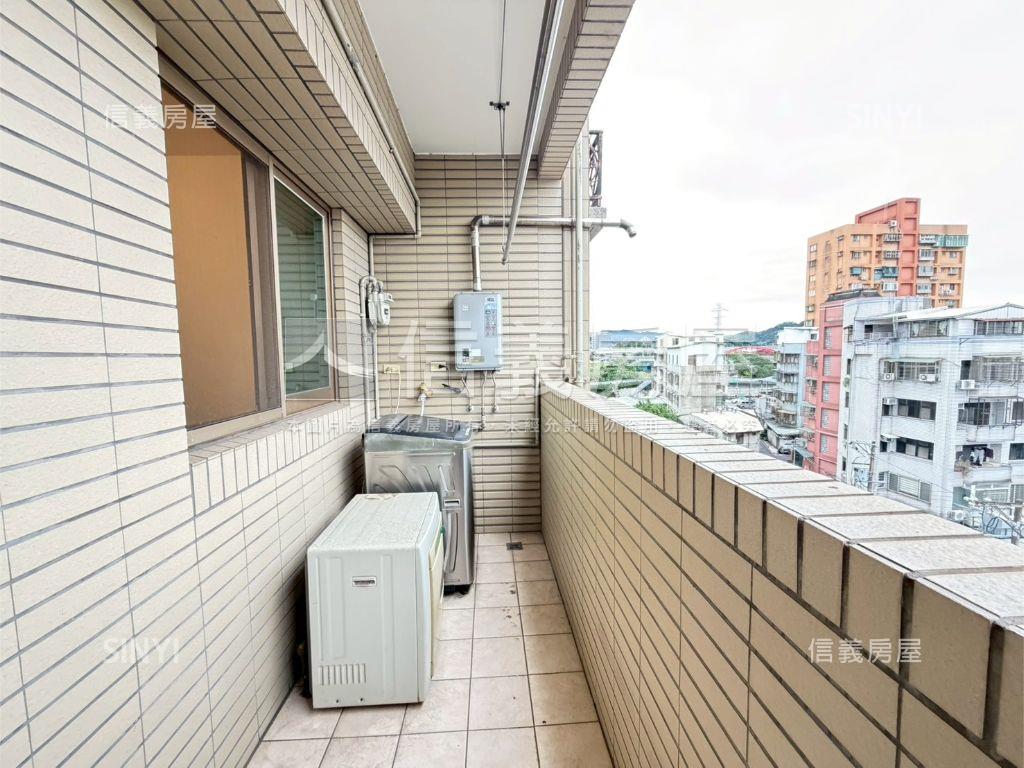 頂溪清幽３房車位房屋室內格局與周邊環境