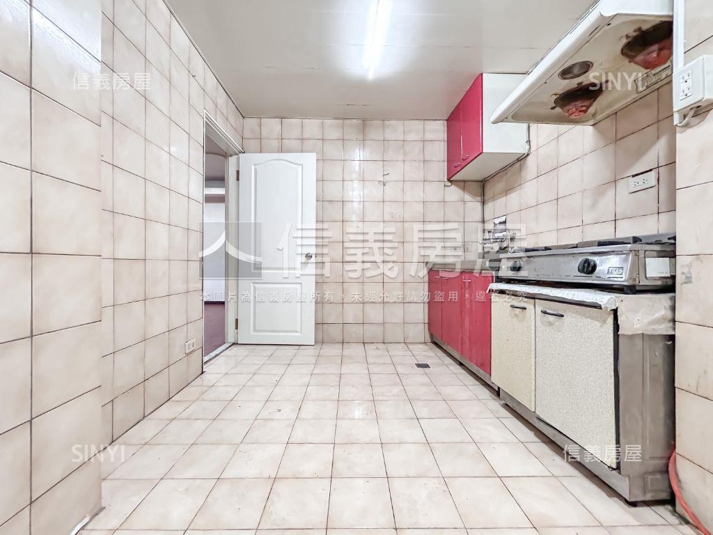 專任莊敬路電梯三房房屋室內格局與周邊環境