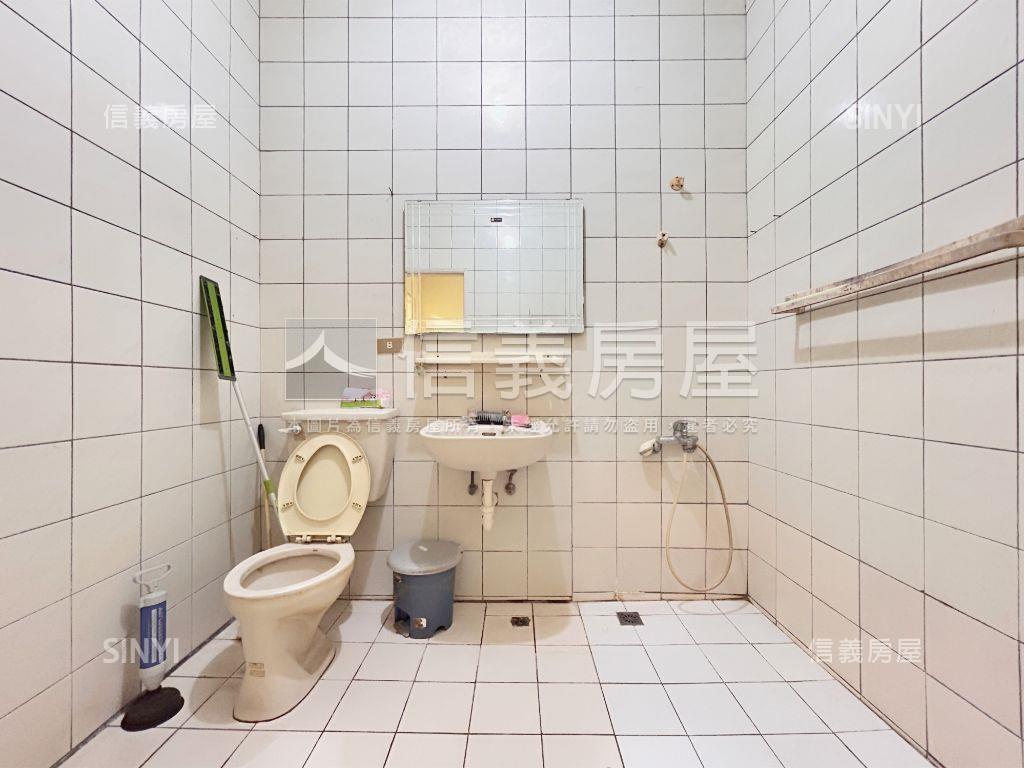 權狀４６坪！好大公寓５樓房屋室內格局與周邊環境