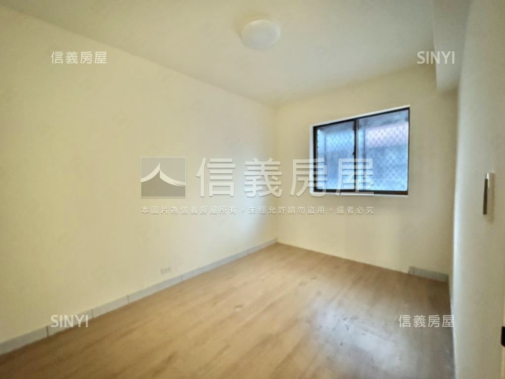 近一中商圈漂亮公寓２＋１房屋室內格局與周邊環境