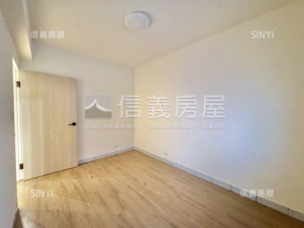 近一中商圈漂亮公寓２＋１房屋室內格局與周邊環境