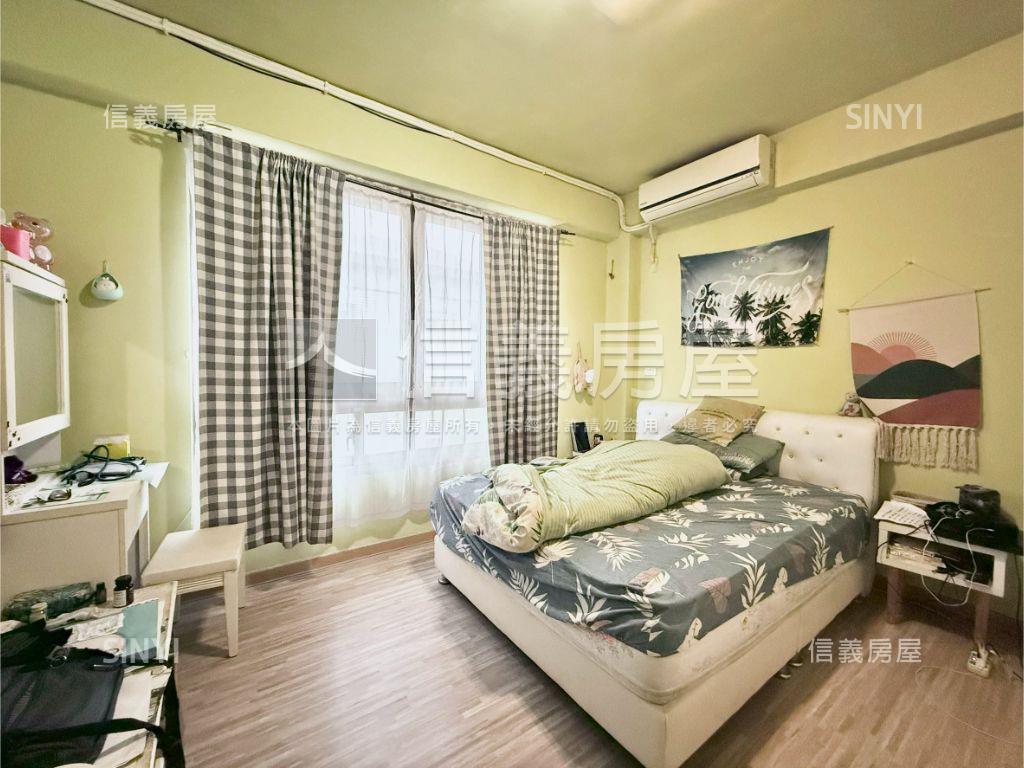 稀有車庫美別墅烏日易墅家房屋室內格局與周邊環境