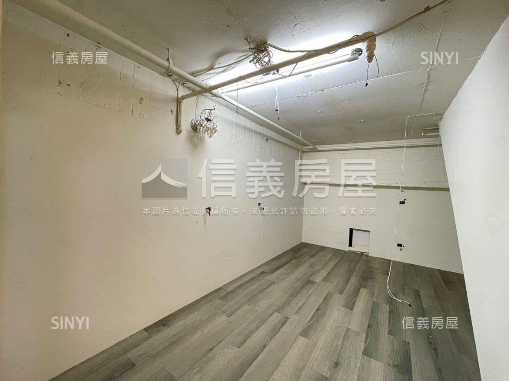 稀有＊大直挑高多元店住辦房屋室內格局與周邊環境