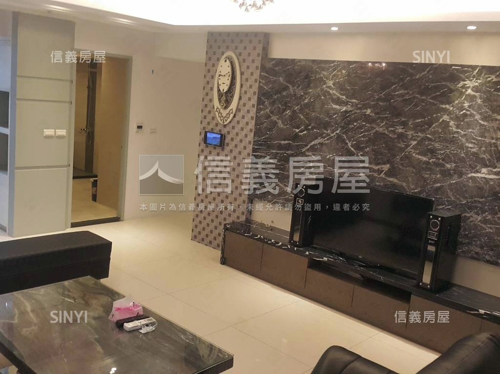 星海灣精裝四房平車豪邸房屋室內格局與周邊環境