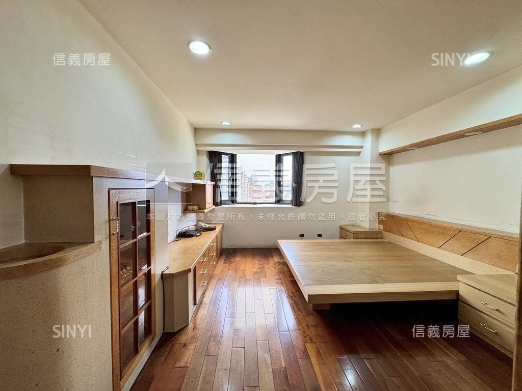 碧瑤山莊豪邸大戶房屋室內格局與周邊環境