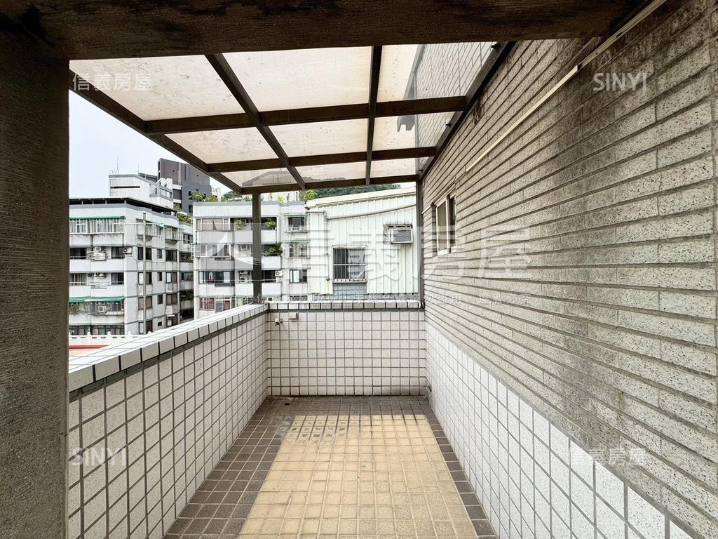 碧瑤山莊豪邸大戶房屋室內格局與周邊環境