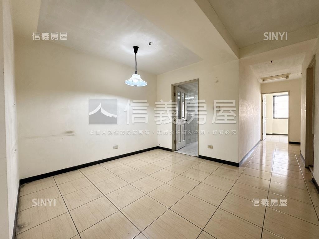 國家藝術廣場成家大四房房屋室內格局與周邊環境