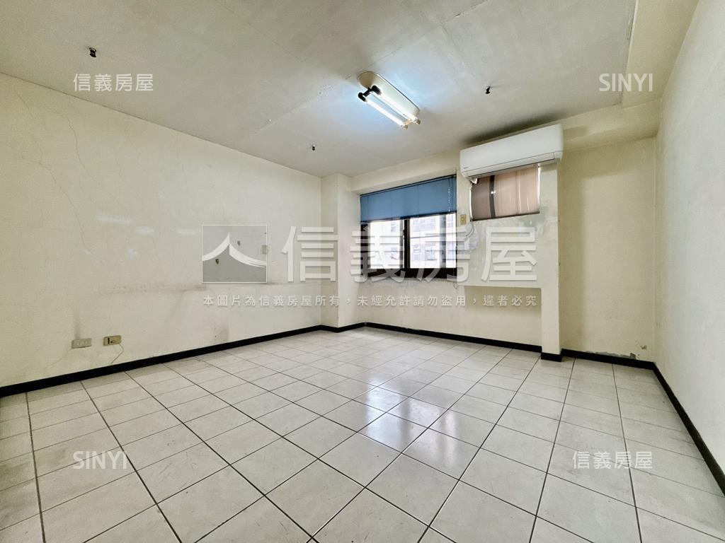 國家藝術廣場成家大四房房屋室內格局與周邊環境