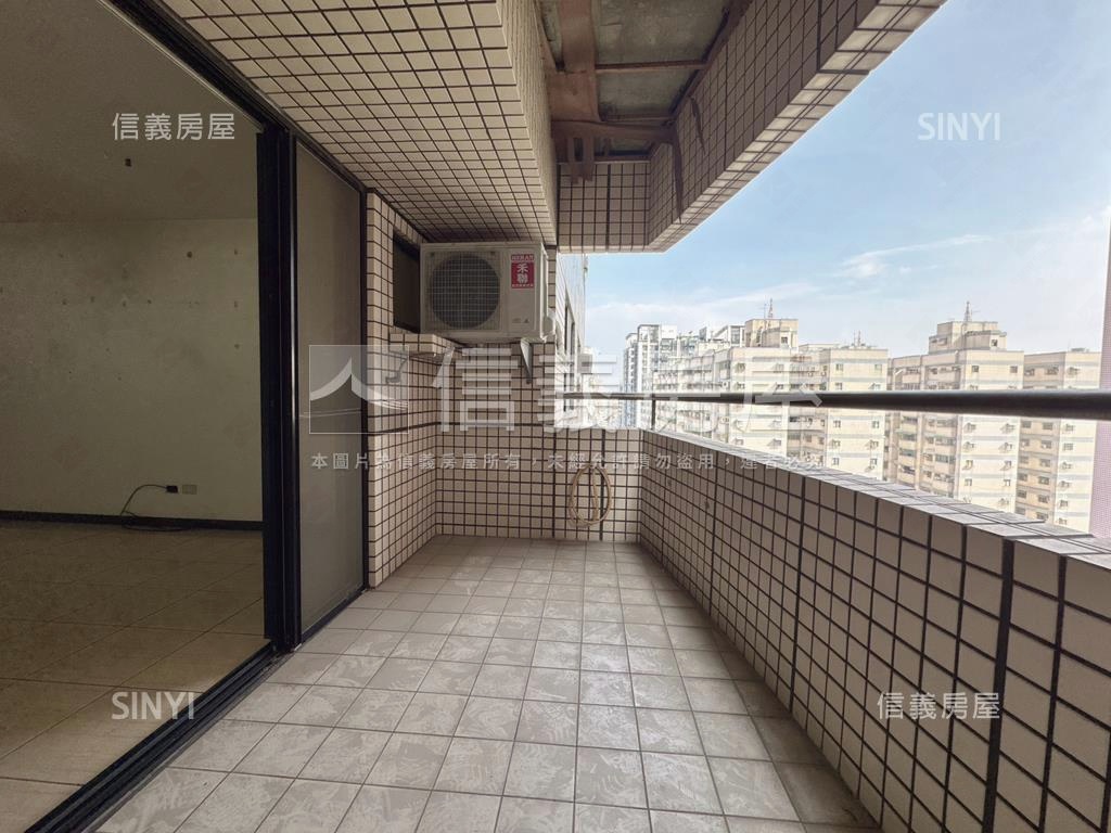 國家藝術廣場成家大四房房屋室內格局與周邊環境