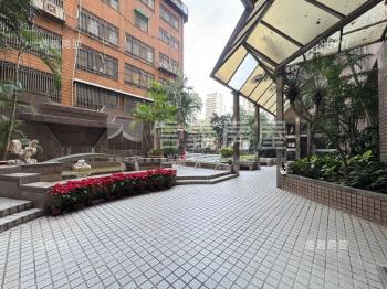 國家藝術廣場成家大四房