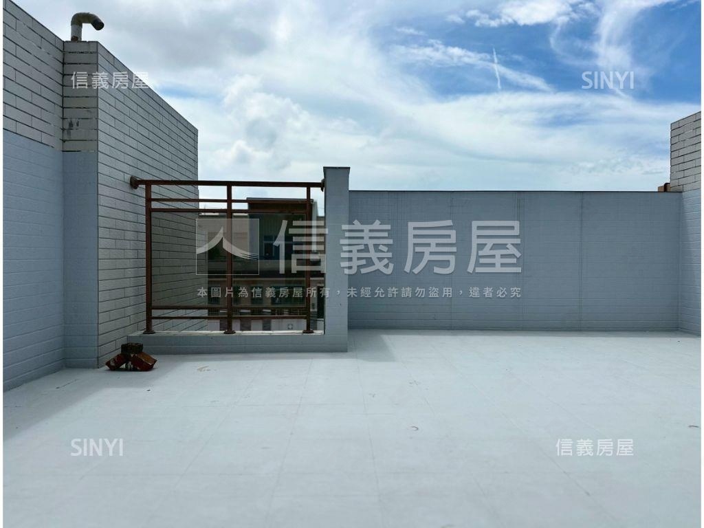 安南區前後雙車很美的車墅房屋室內格局與周邊環境