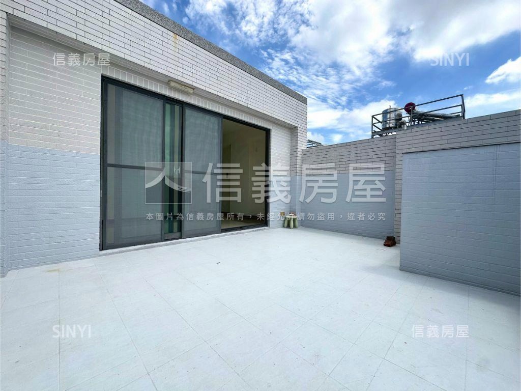 安南區前後雙車很美的車墅房屋室內格局與周邊環境