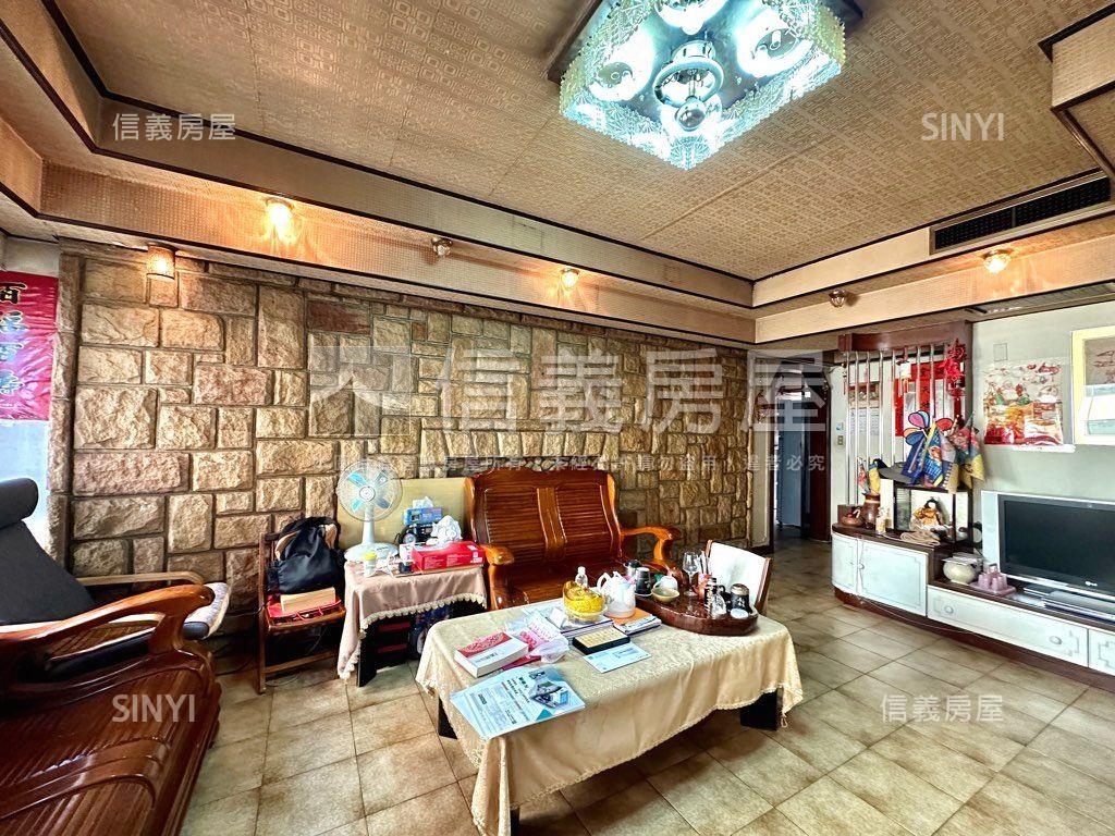 雙連站承德路上高樓住辦房屋室內格局與周邊環境