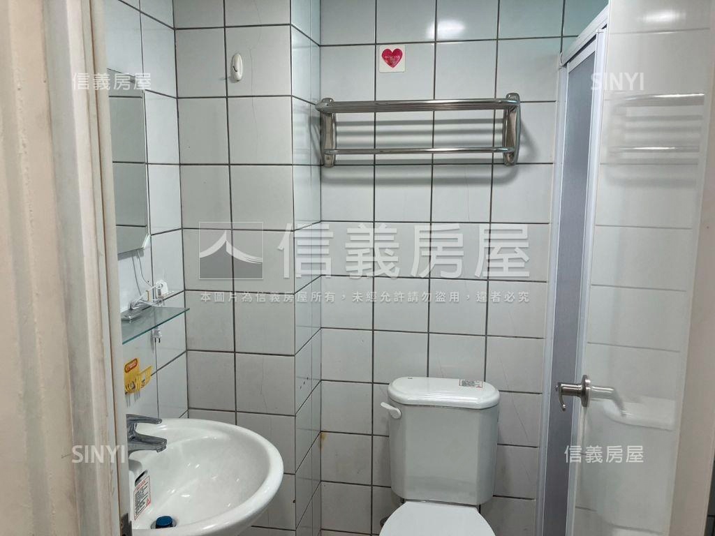 近一中錦中街電梯套房１房屋室內格局與周邊環境