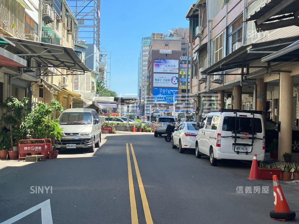 近一中錦中街電梯套房１房屋室內格局與周邊環境