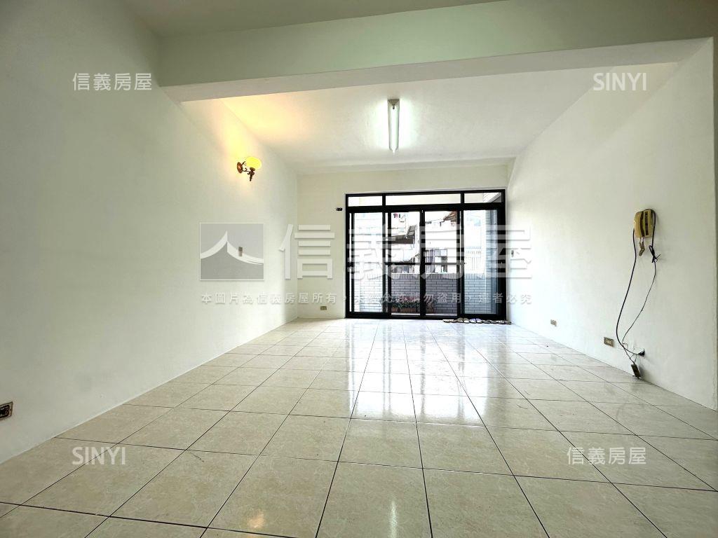 忠順街方正邊間大３房房屋室內格局與周邊環境