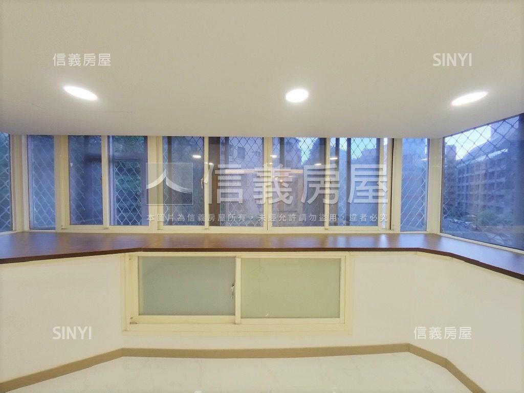 精美三房美寓房屋室內格局與周邊環境