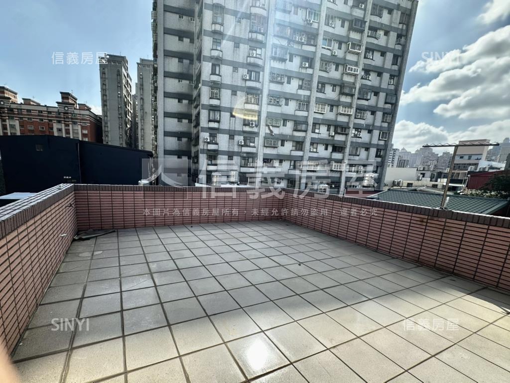 向善街大地坪透天房屋室內格局與周邊環境