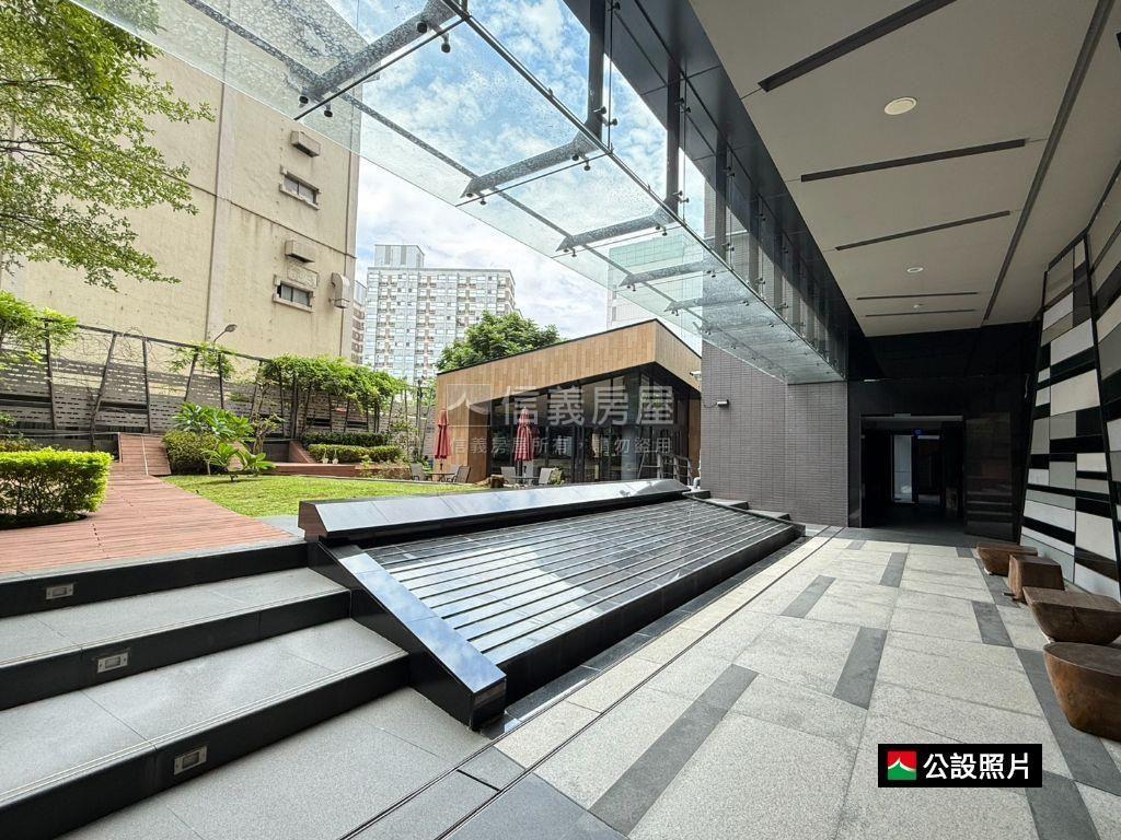專任國揚天母面公園美景房屋室內格局與周邊環境
