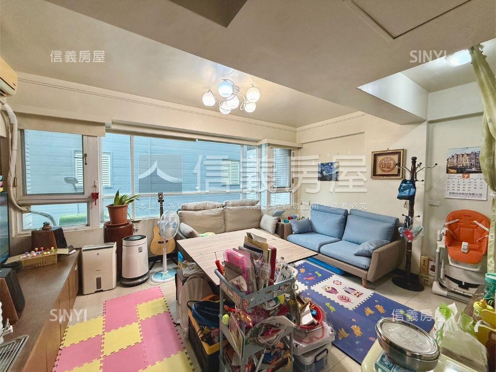 土庫商圈近家樂福車墅透天房屋室內格局與周邊環境