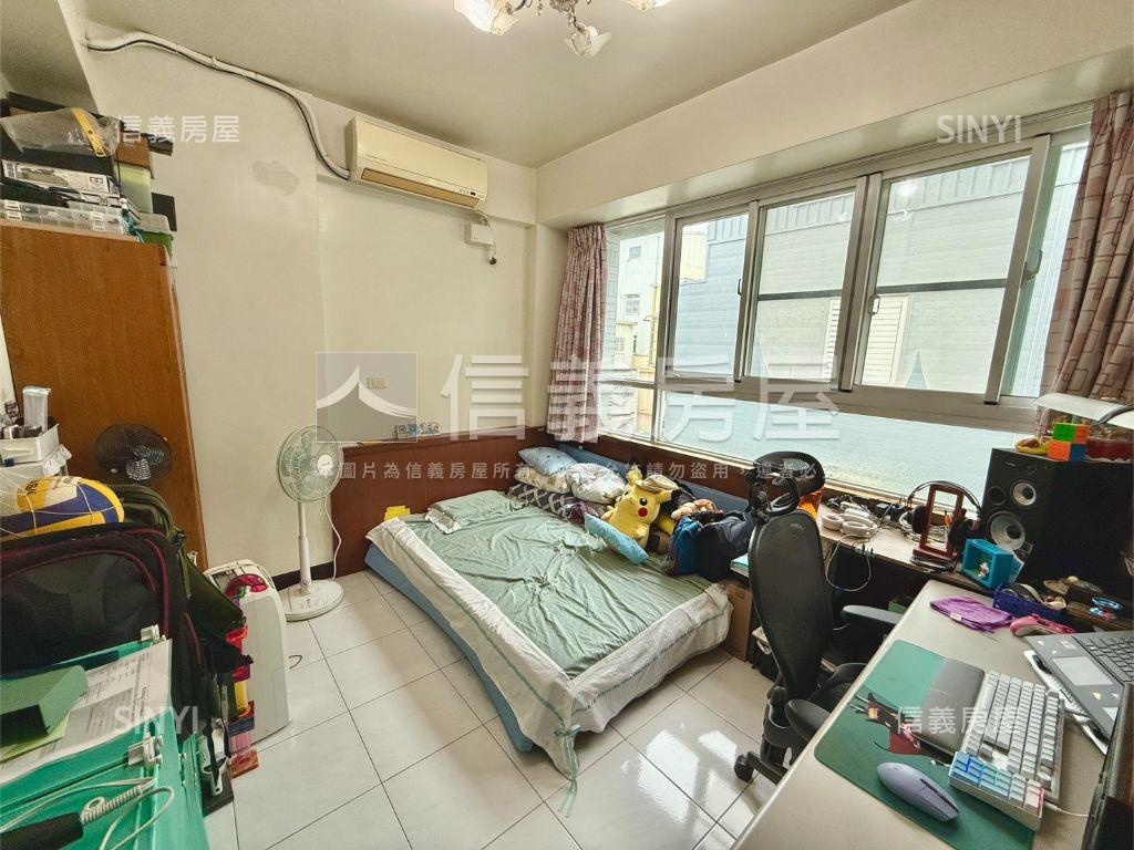 土庫商圈近家樂福車墅透天房屋室內格局與周邊環境