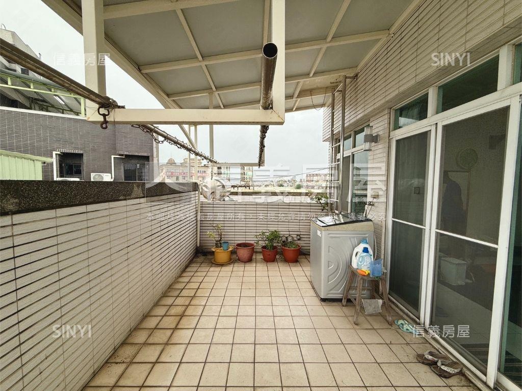 土庫商圈近家樂福車墅透天房屋室內格局與周邊環境