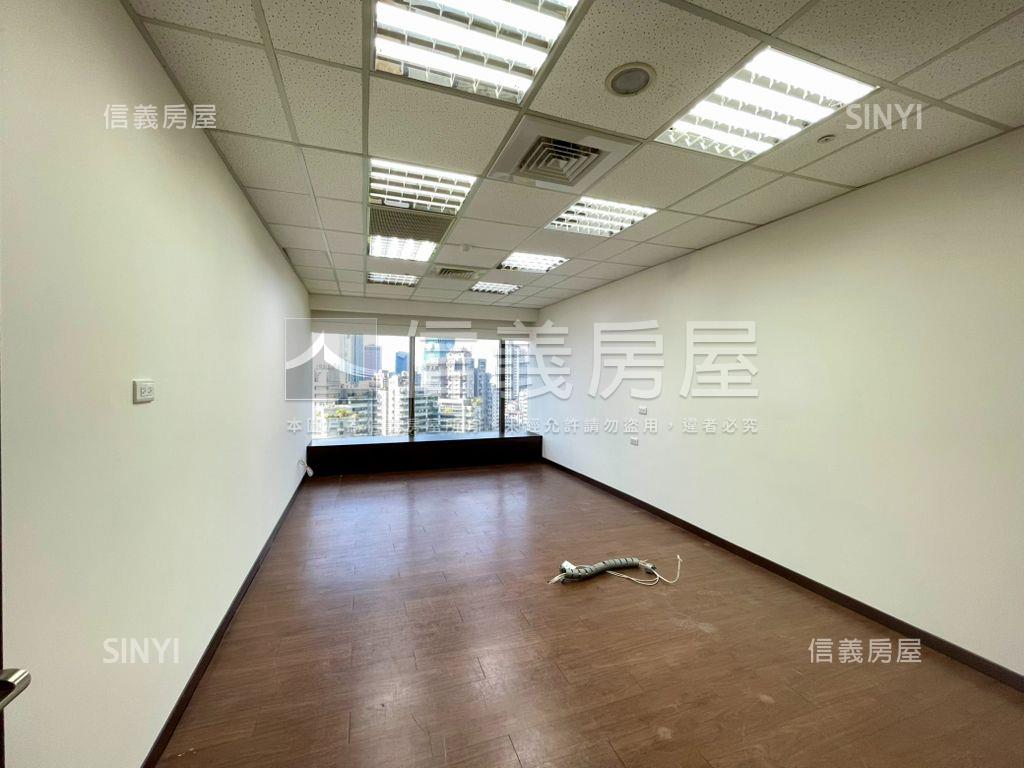信義世貿面１０１鋼骨純辦房屋室內格局與周邊環境