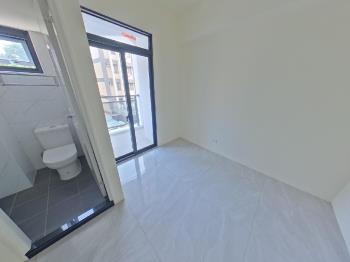 全新完工╳臨路別墅