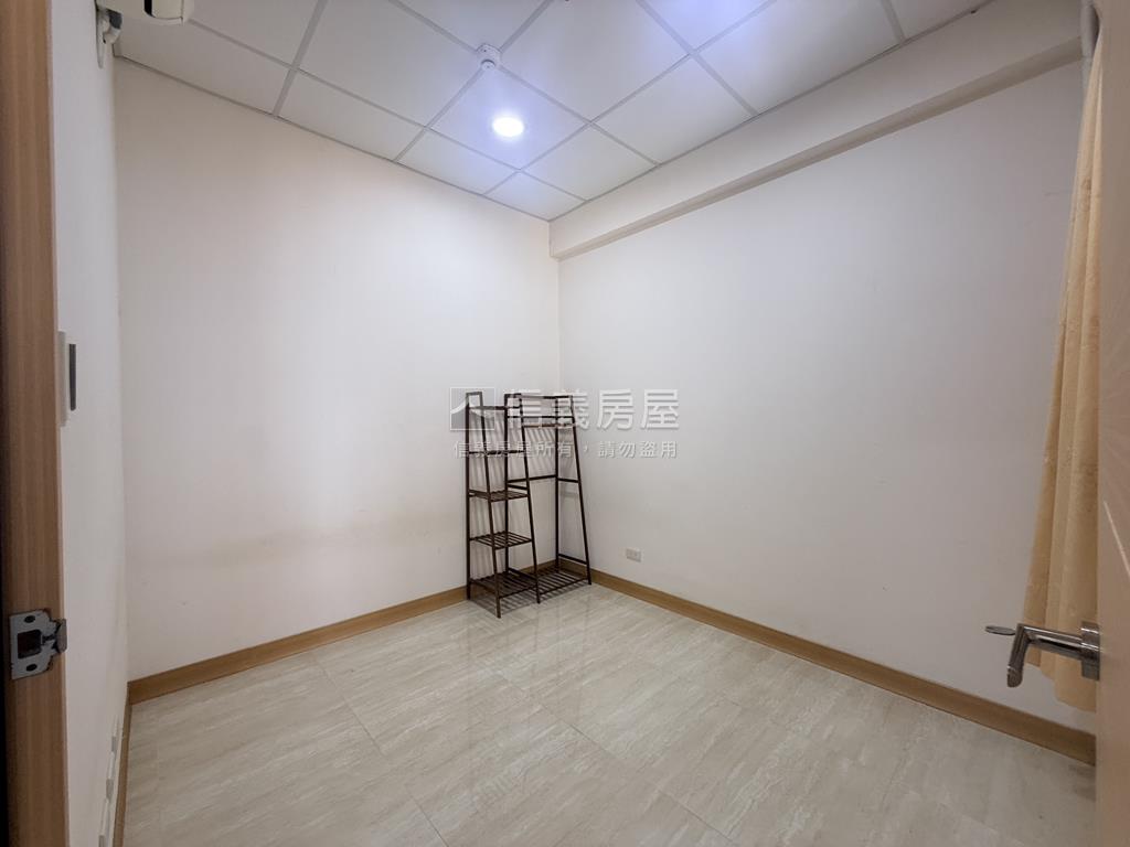 江南大宅三房＋車位房屋室內格局與周邊環境