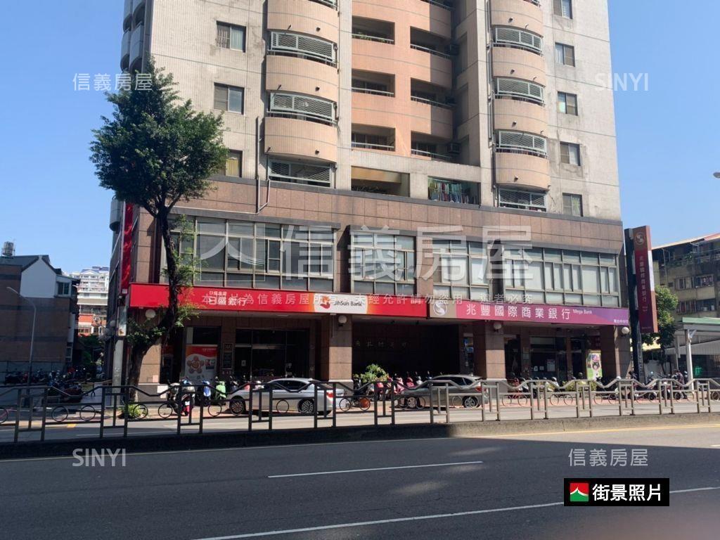 近賴厝國小雙車位電梯別墅房屋室內格局與周邊環境