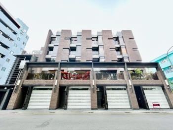 近賴厝國小雙車位電梯別墅