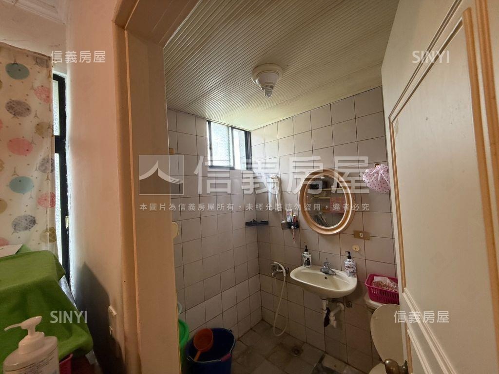 忠孝路上浪漫四房美屋房屋室內格局與周邊環境