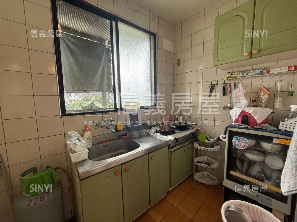 忠孝路上浪漫四房美屋房屋室內格局與周邊環境