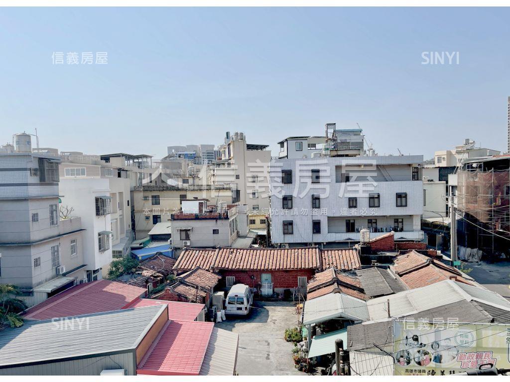 近台積電後勁正路透天店面房屋室內格局與周邊環境