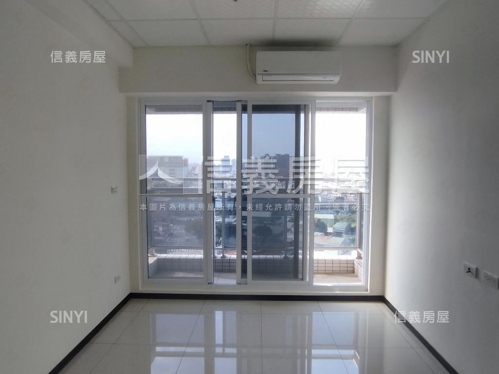 曼哈頓俯瞰樹林兩房車位房屋室內格局與周邊環境