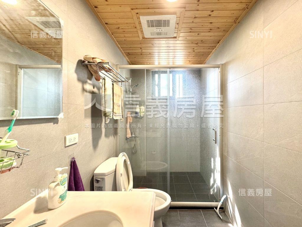 安南近果菜市場輕齡雙車墅房屋室內格局與周邊環境