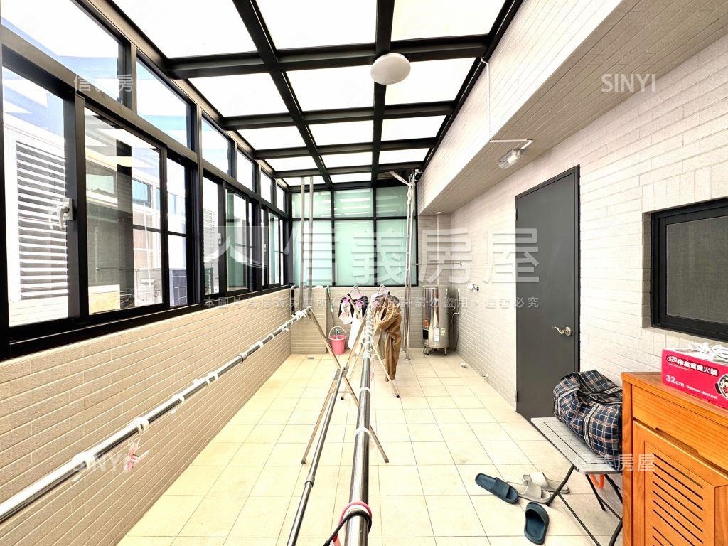 安南近果菜市場輕齡雙車墅房屋室內格局與周邊環境