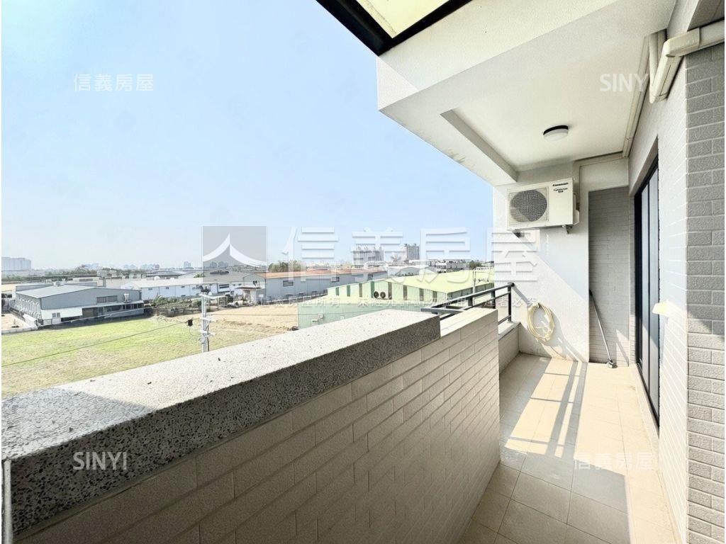 安南近果菜市場輕齡雙車墅房屋室內格局與周邊環境