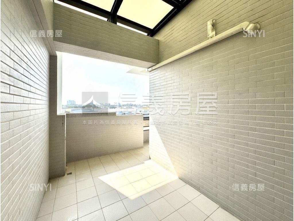 安南近果菜市場輕齡雙車墅房屋室內格局與周邊環境