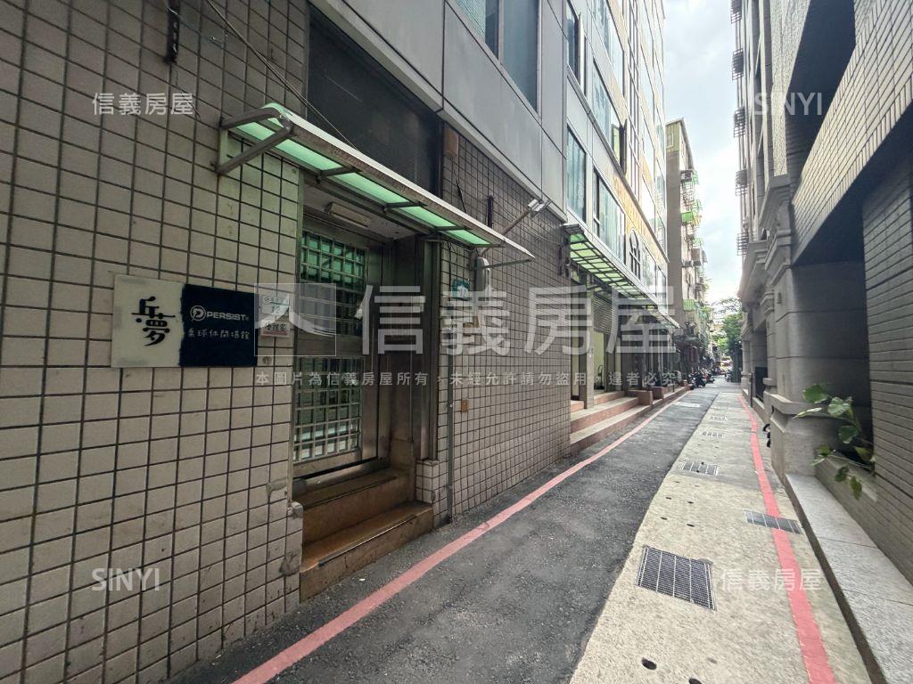 台北橋捷運方正兩房房屋室內格局與周邊環境