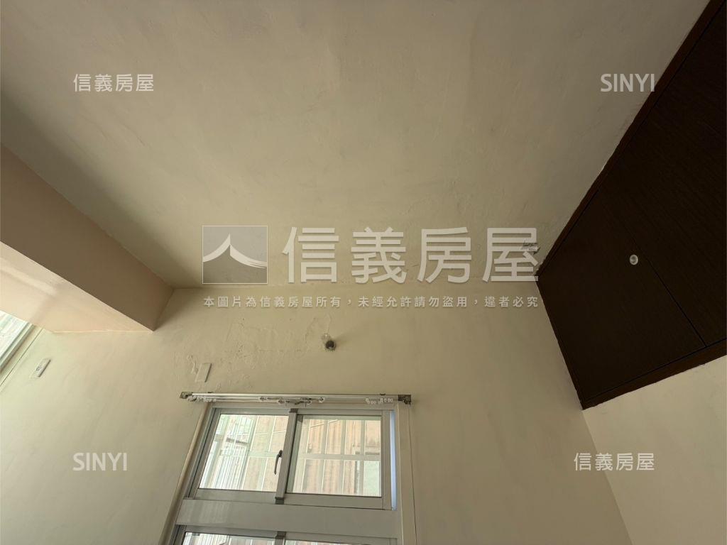 生產路透天房屋室內格局與周邊環境